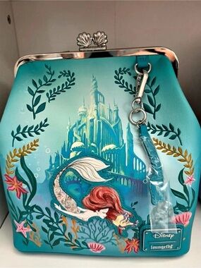 Disney Loungefly Mermaid Castle Kiss-Lock Wristlet in Turquoise NWT